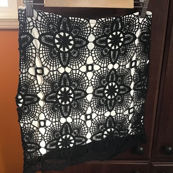 Aqua Lace Skirt size 6 - Picture 3 of 3